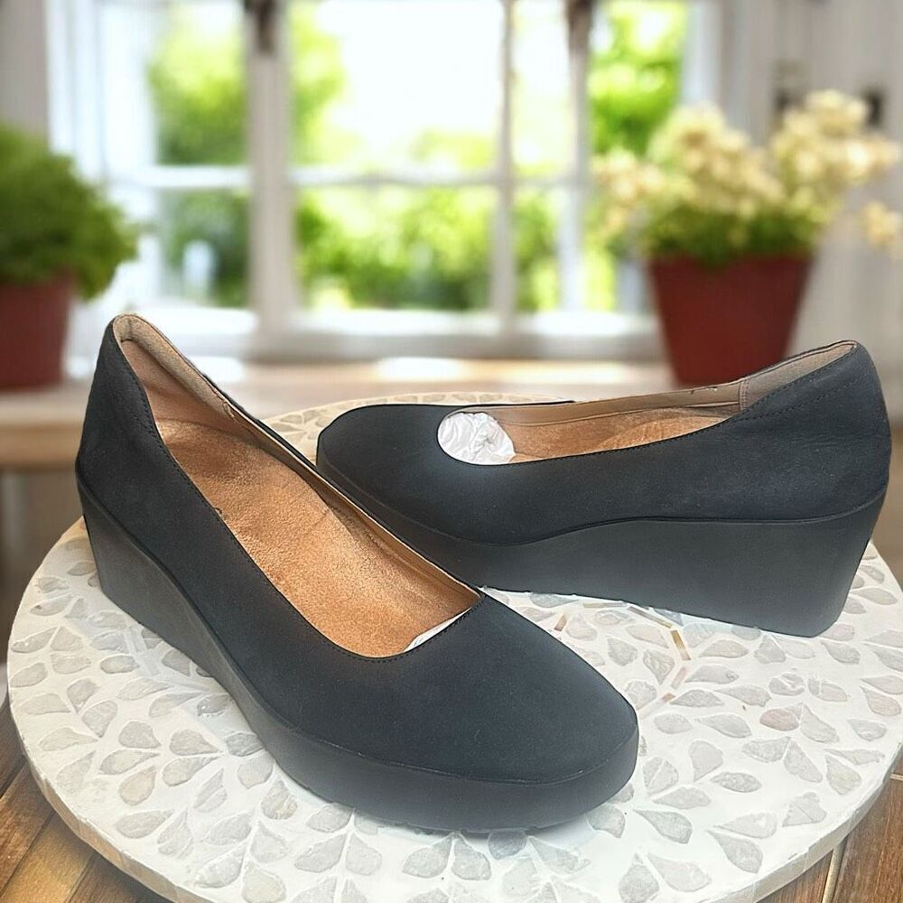 Vionic Sereno Orthodic Comfort Leather Wedge Pump Size 9.5